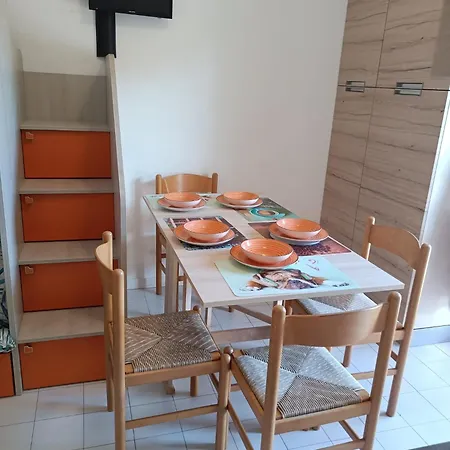 Monolocale Valbella Apartman *